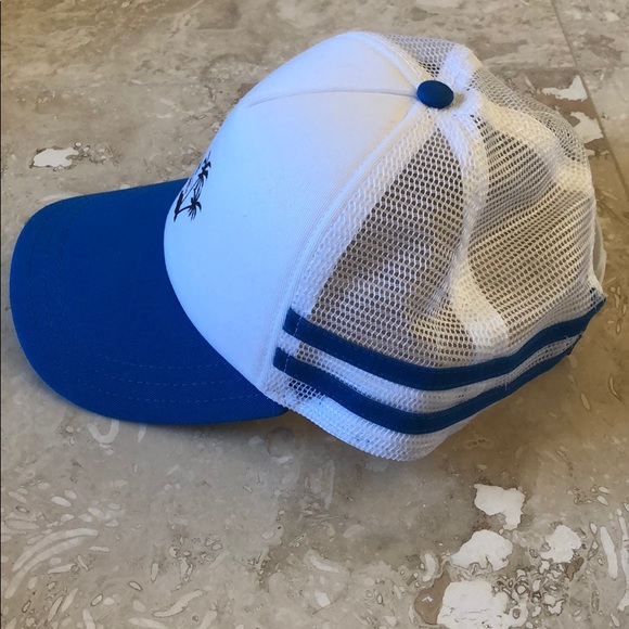 Vans Hat - Picture 2 of 3